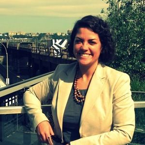 Meet your Posher, Elise